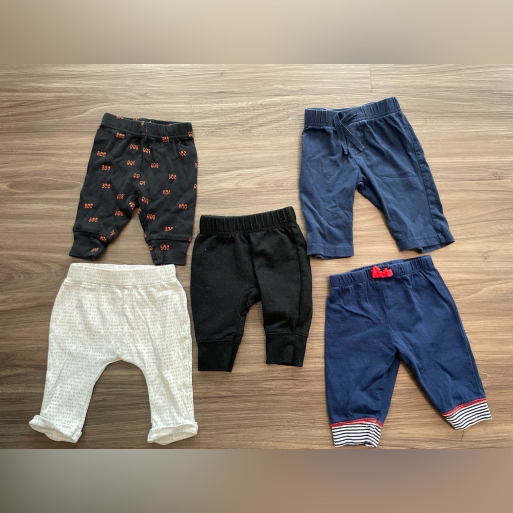 Set of 5 Baby Pants in Black, Blue, and Cream size 3M - Picture 3 of 3